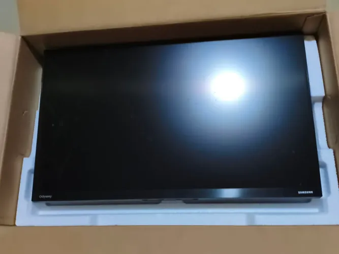 Vendo monitor g30 Samsung 144hz 24 polegadas (PAINEL NAO FUNCIONA)