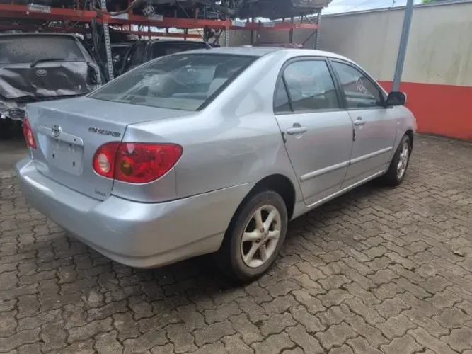 Peças usadas Toyota Corolla 2002 2003 1.8 16v gasolina 136cv câmbio manual