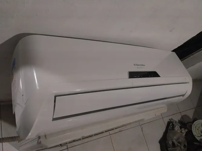 SPLIT 22mil BTUs inverter
