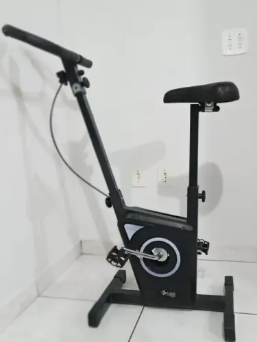 Bicicleta ergométrica Dream Fitness - Semi-nova