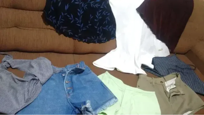 Kit Verão 9 peças Novos E Seminovos Shorts, Saias, Tops, Macaquinho