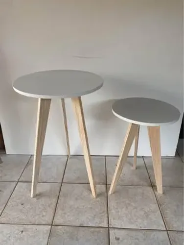 Conjunto de Mesas Redondas de Madeira - Branco