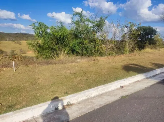 Lote de 1000m² condomínio canto da Siriema em Jaboticatubas com financiamento Próprio