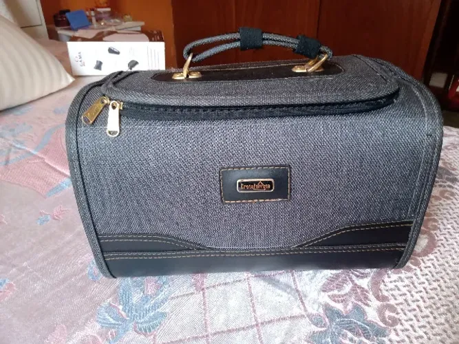 Necessaire - Bolsa de mão para Viagens com alça