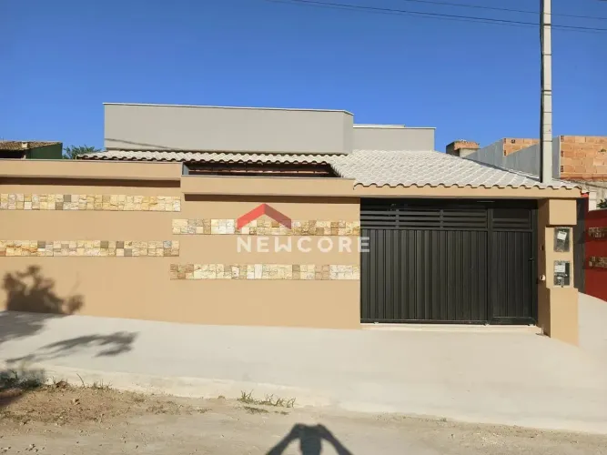 Casa em Avenida A - Maria Turri - Rio das Ostras/RJ