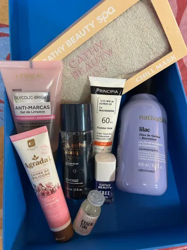 Produtos de beleza novos + Brinde!