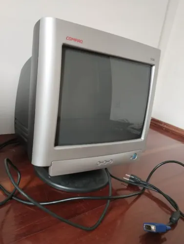 Montior Compac 5500 Vintage