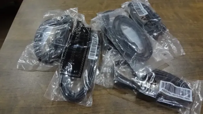 Cabos SATA Usados e Novos (Leia o anúncio antes da compra)