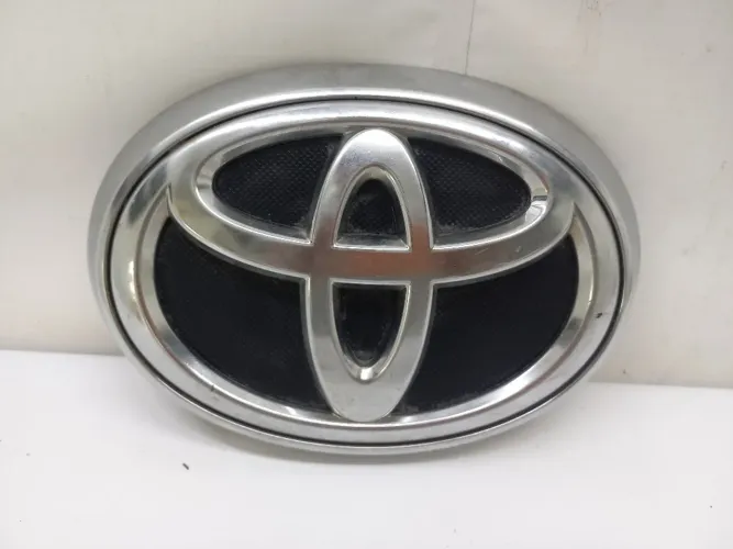 Emblema grade Toyota Hylux 16/18