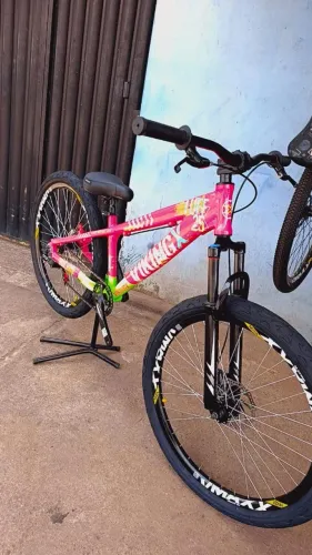 Bicicletas aro 26 Viking tuff 25, tuff 30, tuff44, kenda flame, vmaxx