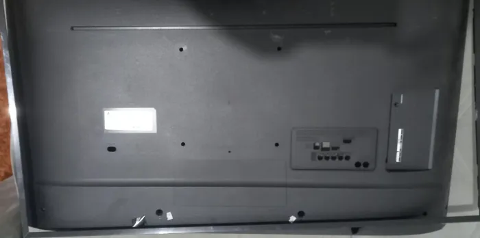 Tampa e moldura tv LG 43UJ6300