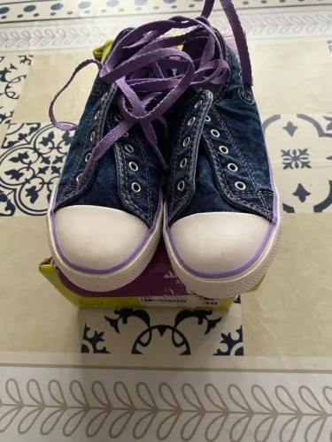 Tênis Jeans Infantil com Cadarço Roxo - Novinho!