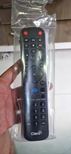 Controle Universal vom comando de Voz
