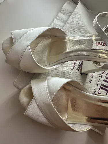 Sandália Off White - Salto 12 cm