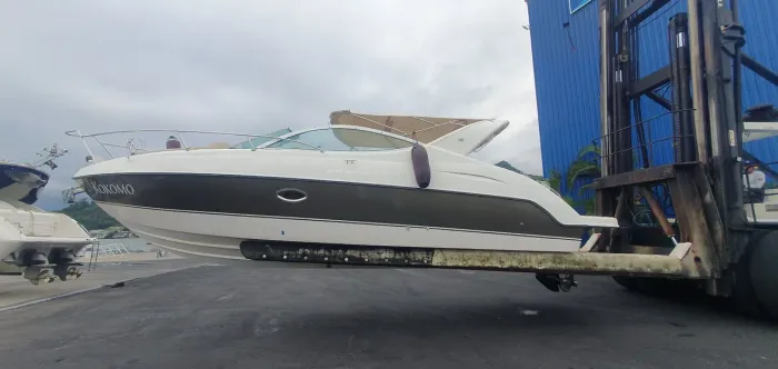 PHANTOM 290 Ano 2003 Motor Mercruiser 4.2 Diesel 250 HP