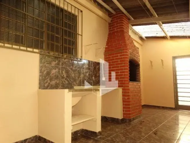 Casa com 4 dormitórios à venda, 165 m² por R$ 320.000,00 - Vila Nova - Jaú/SP