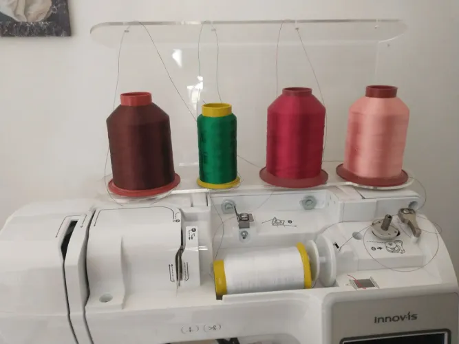 Bordadeira Brother PE910 (Novinha)