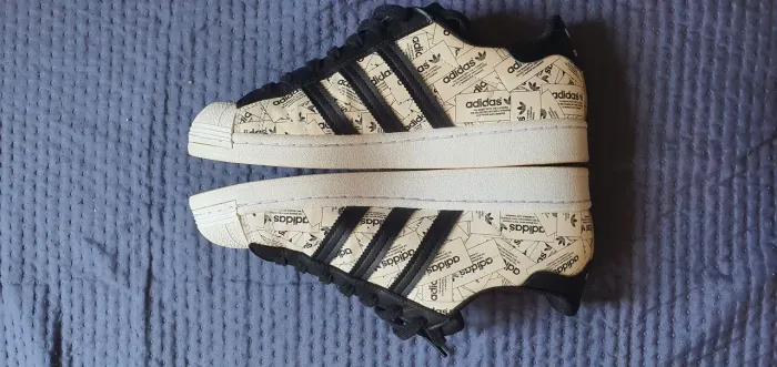 Tênis Adidas Superstar N° 40
