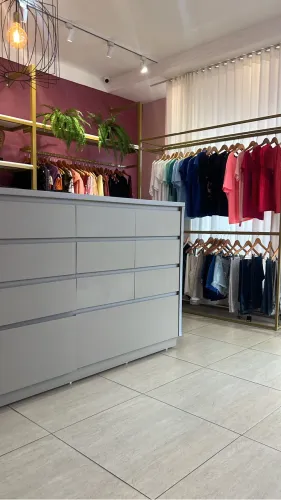 Vendo Loja vestuário feminino 