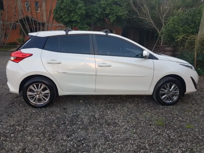 Toyota Yaris XL Plus Con. 1.5 Flex 16V 5P AUT 2021