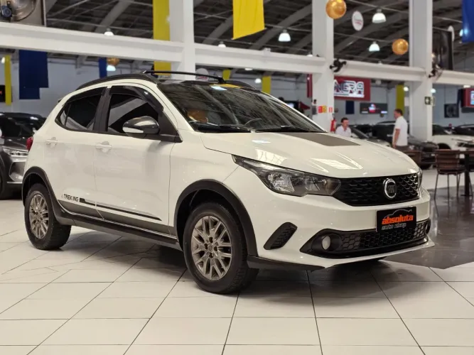 Fiat Argo Trekking 1.8 16V Flex AUT 2020