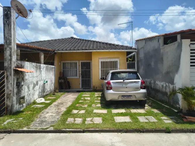 Casa a venda no Condomínio Parque das Flores Camaçari