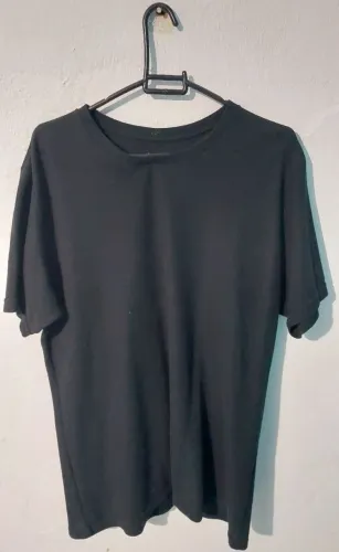Camiseta Texturizada Casual Linhão Tamanho: G Cor: Preta - MF Style