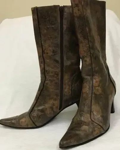 Conjunto De Botas de Couro Legítimo Marrom Com Detalhes + Bolsa Mesmo Padrão 