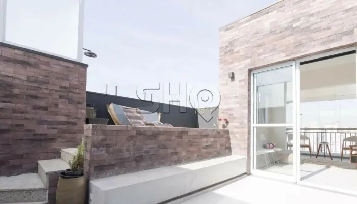 Cobertura à Venda na Vila Romana - 2 Suítes - 145m²