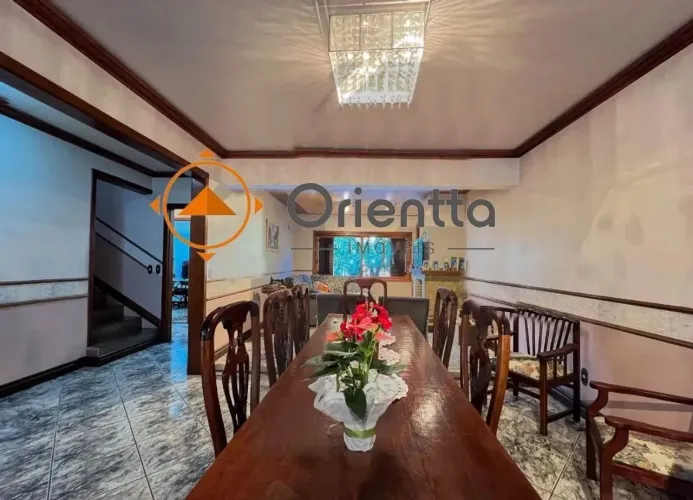 IMOBILIÁRIA ORIENTTA ALUGA Casa residencial ou comercial