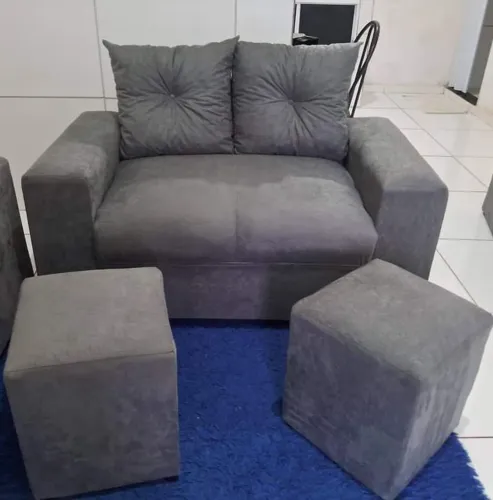 Sofa 2 lugares + 2 puffs de fábrica 