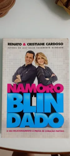 Vendo livro namoro blindado