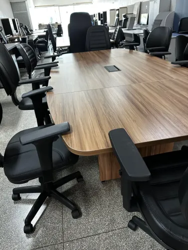 Mesa de Reunião 2.40x1.20 Executiva - Madeira Elegante