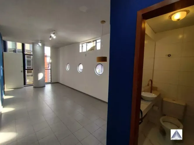 ÓTIMA! SALA COM 25M2 NO CIDADE JARDIM, EM FRENTE AO HOSPITAL MADRE TEREZA