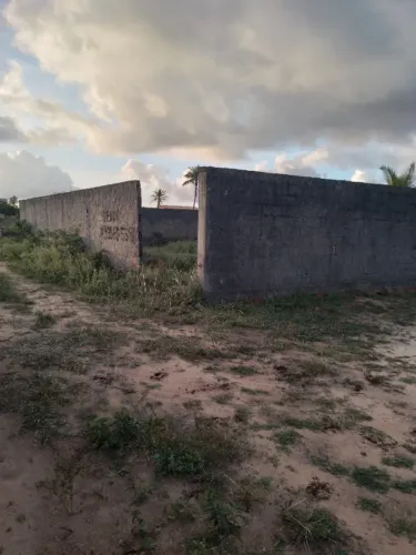 Terreno 720 m² murado