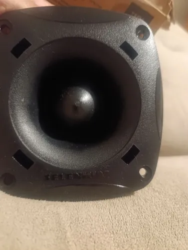 Tweeter Selenium St 200 Novo.