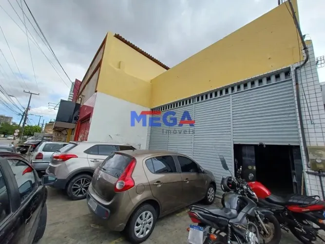 Galpão no bairro São Gerardo em Fortaleza, CE