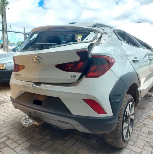 Peças Hyundai Hb20x 2022 Sucata - Peças para venda