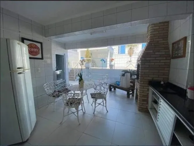 Sobreposta Duplex para Locação com 5 Quartos na APARECIDA
