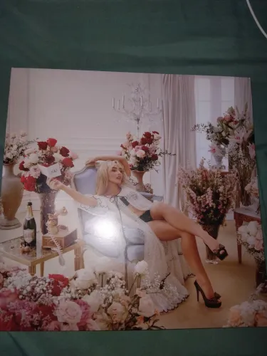 Vinil Sabrina Carpenter Men's Best Friends Dusty Rose