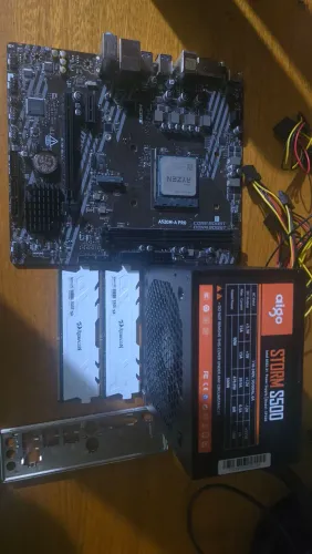 vendo kit Placa mãe msi A520M-A PRO, ryzen 5 5500, 2x8 16gb 3200,fonte aigo 500w.