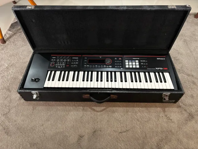 Teclado Roland Xpx-30 + Case 