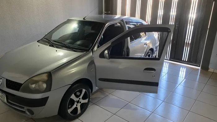 Renault Clio Sed. Hi-flex/exp.hi-flex 1.6 16V 4P 2006