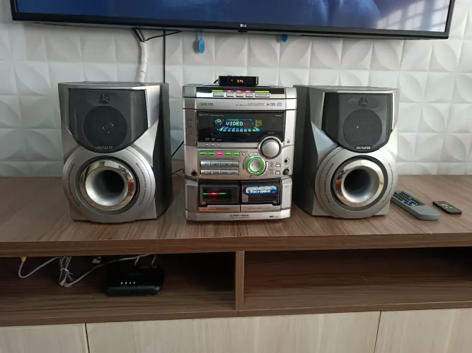 Aiwa NSX-S777muito conservado