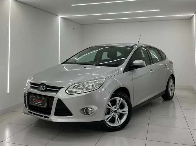 Ford Focus 1.6 S/se/se Plus Flex 8v/16v 5P 2015