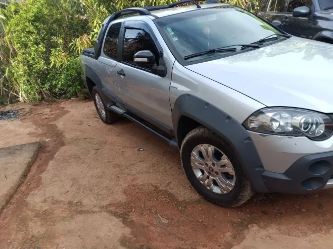 Fiat Strada Adv.1.8 16V Dualogic Flex CD 2012
