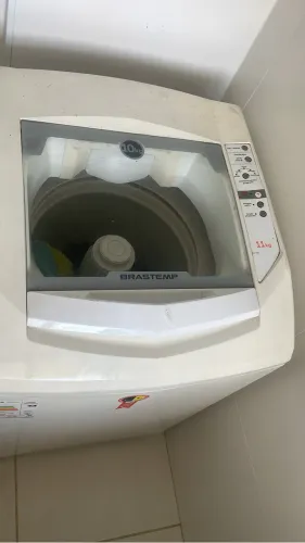 Vendo máquina de lavar 11kg ( não está centrifugando)