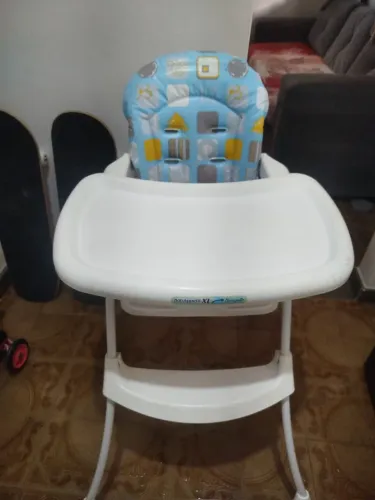 Cadeira de alimentação 
