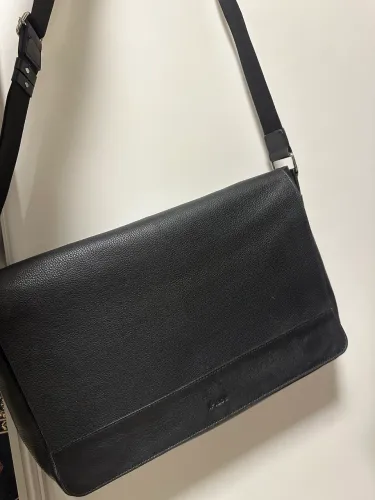 Bolsa Transversal de Couro - Original iPlace (Preta)