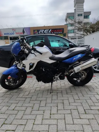 BMW F800r " excelente estado" sem detalhes ,doc ok, manutenção ok,tudo em perfeito estado